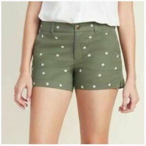 3/$24 + $4.99 Shipping Old Navy Everyday Green Daisy Embroidered shorts